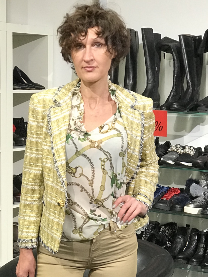 Outfit di Liu Jo con scarpe Nero Giardini, collezione SS19, proposta di Rosanna della Boutique Vitalini, Centro Breggia, Balerna